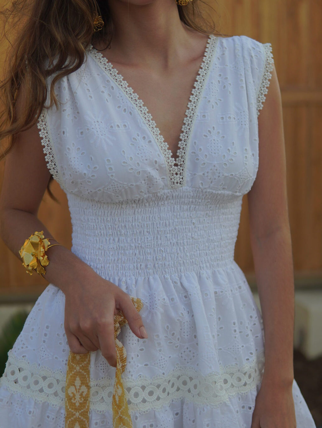 OASIS WHITE EMBROIDERED DRESS