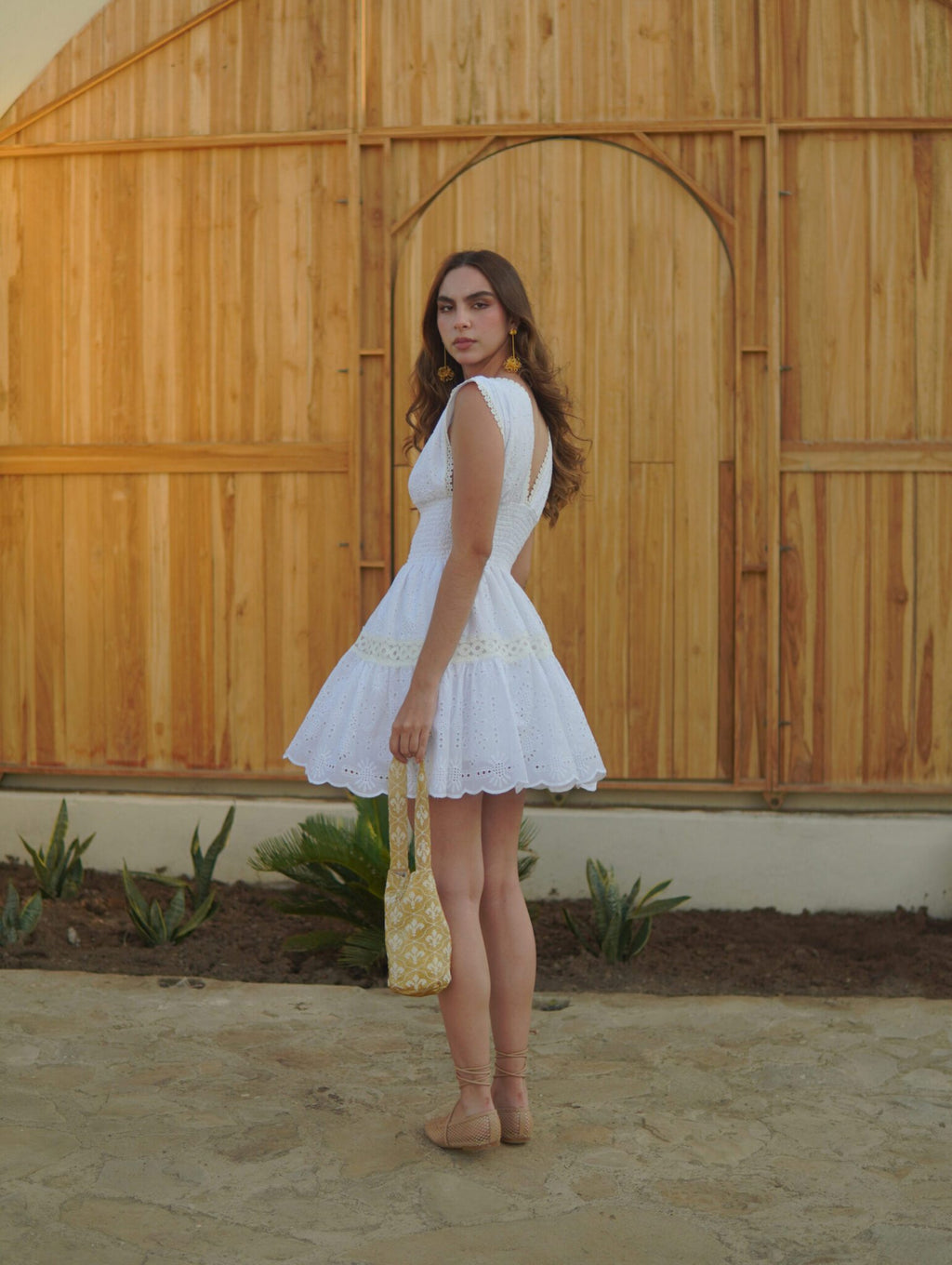 OASIS WHITE EMBROIDERED DRESS